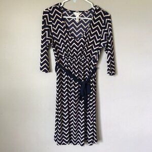 Three Seasons Maternity Dress Navy & Cream Three-Quarter Sleeve Size M